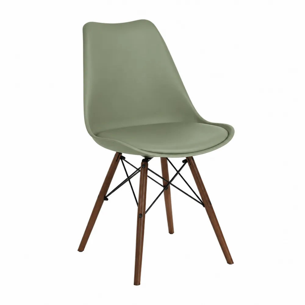 Chaise en plastique vert avec pieds en bois et métal