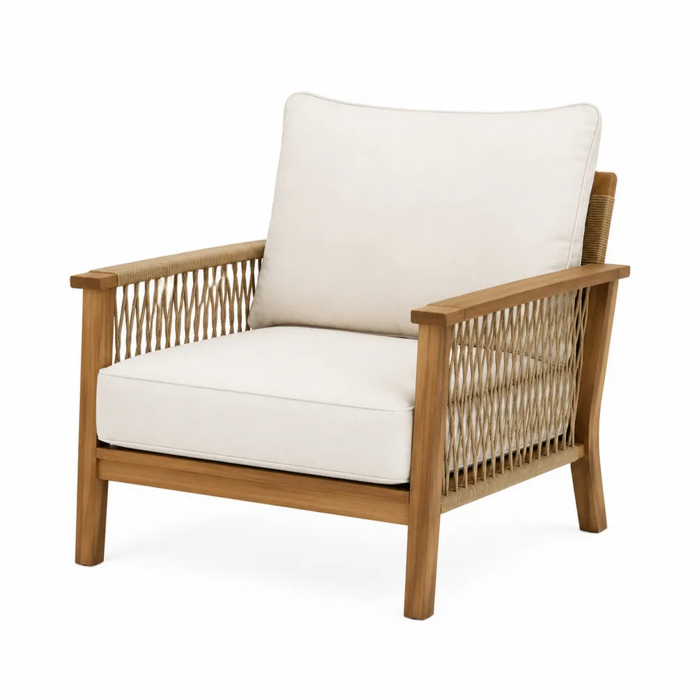 Fauteuil en bois avec assise en corde et coussins en polyester