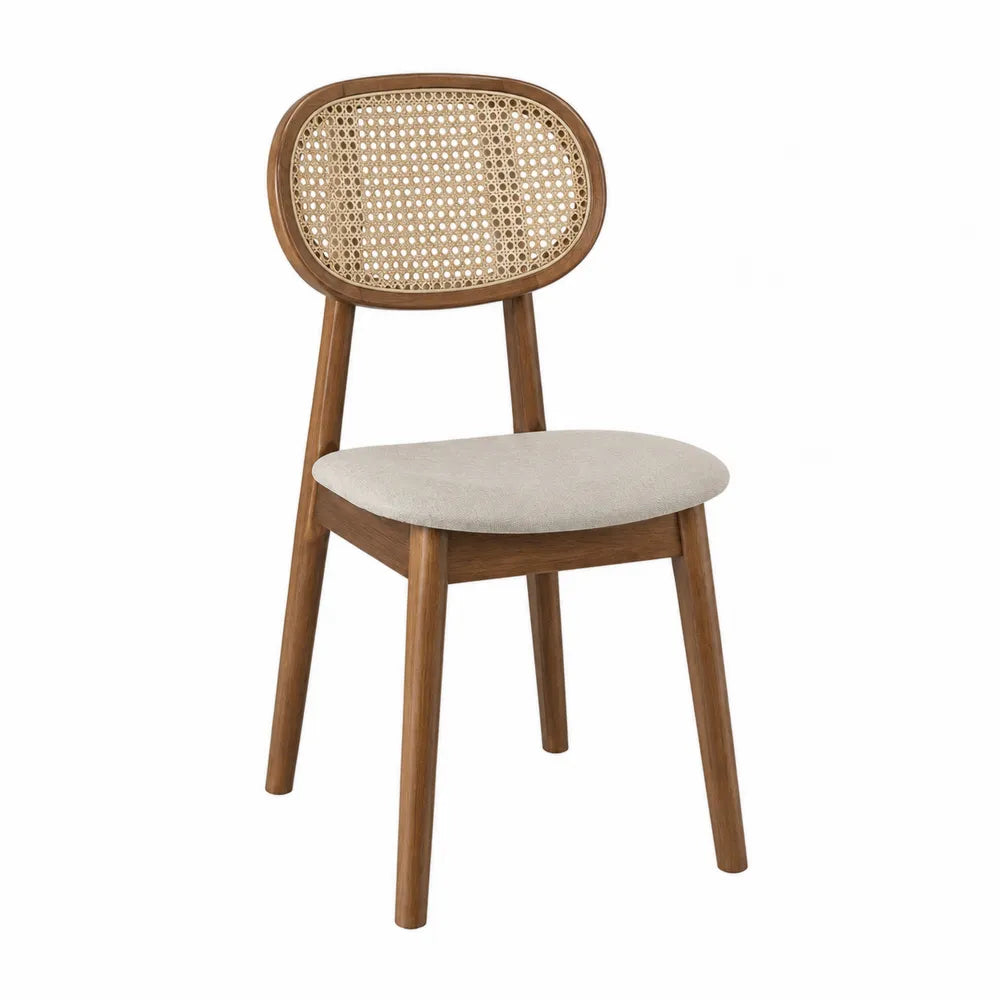 Chaise en bois avec dossier en rotin et assise en tissu beige